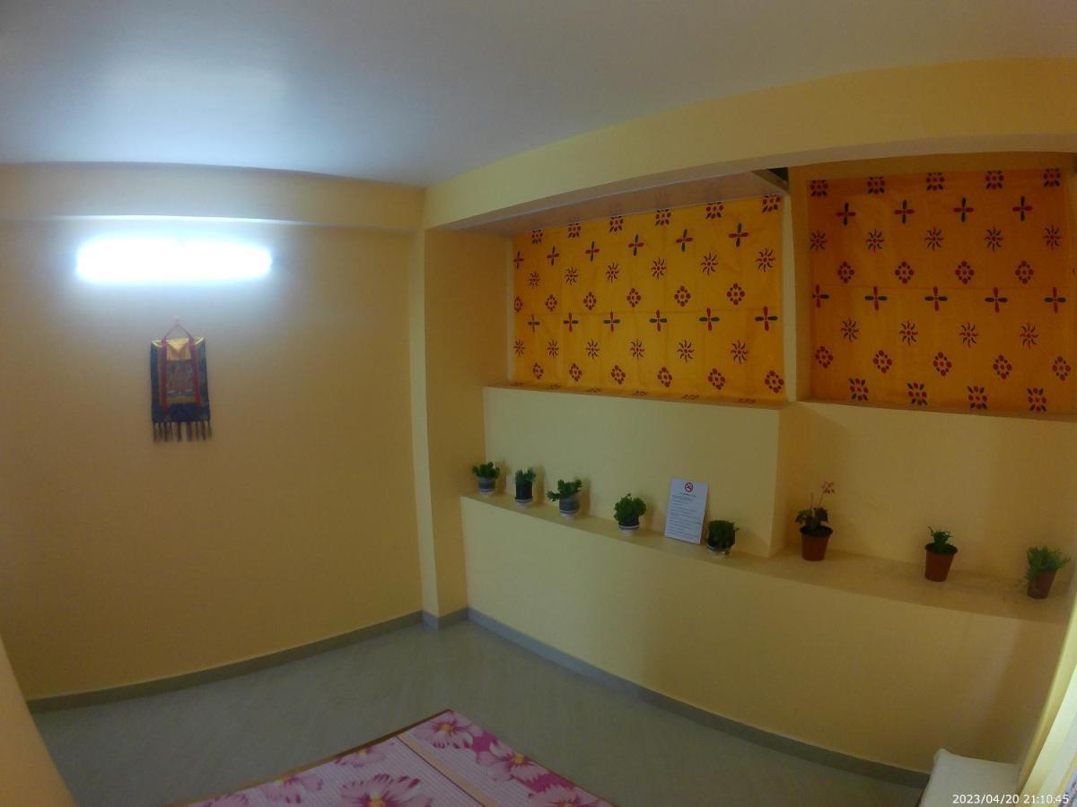 Mountain View Homestay Калимпонг Екстериор снимка